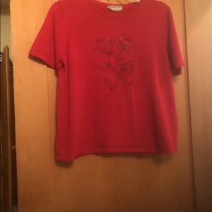Tanjay short sleeved red sweater. Size M
